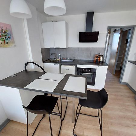 Appartamento Le Voltaire - T2 Neuf Face Pyrenees Tarbes Esterno foto