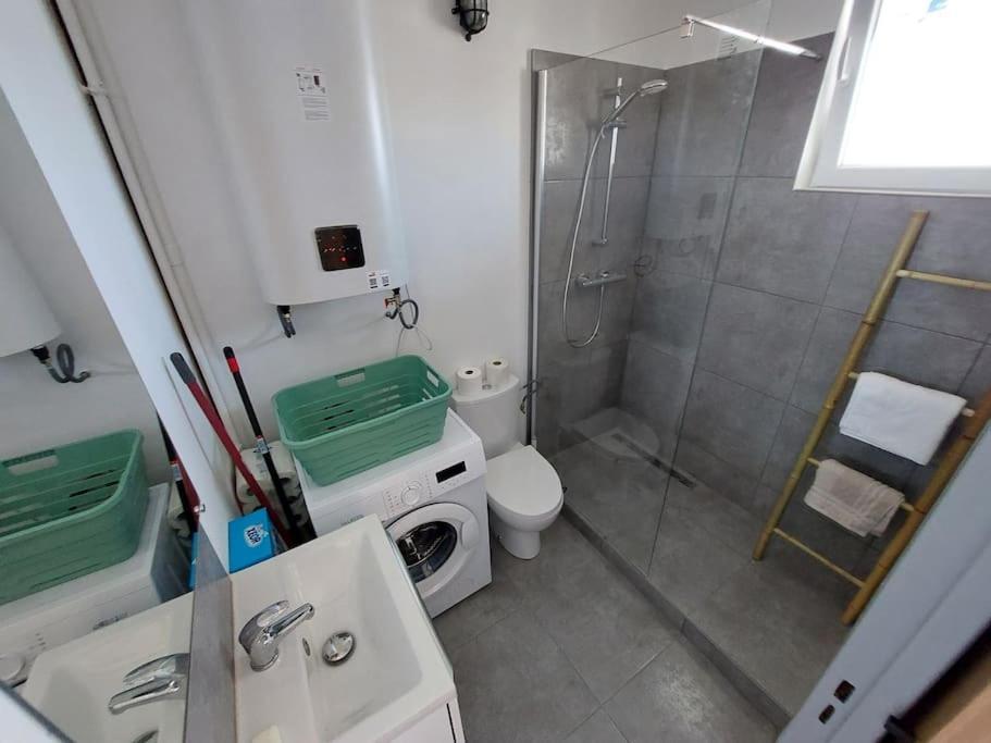 Appartamento Le Voltaire - T2 Neuf Face Pyrenees Tarbes Esterno foto