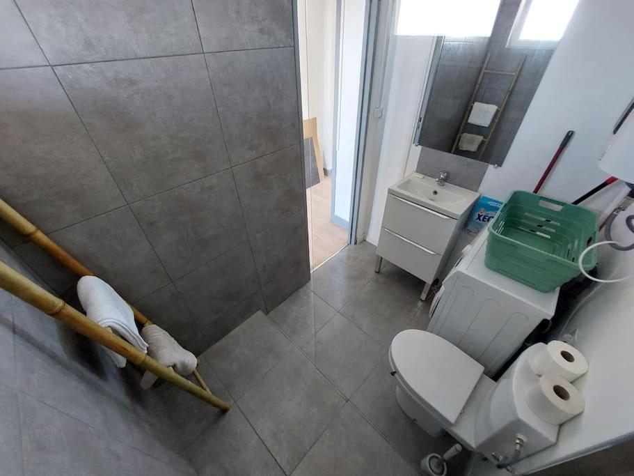 Appartamento Le Voltaire - T2 Neuf Face Pyrenees Tarbes Esterno foto
