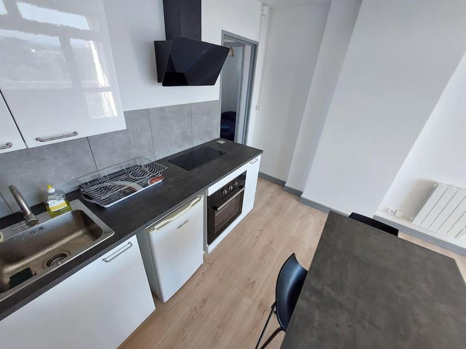 Appartamento Le Voltaire - T2 Neuf Face Pyrenees Tarbes Esterno foto